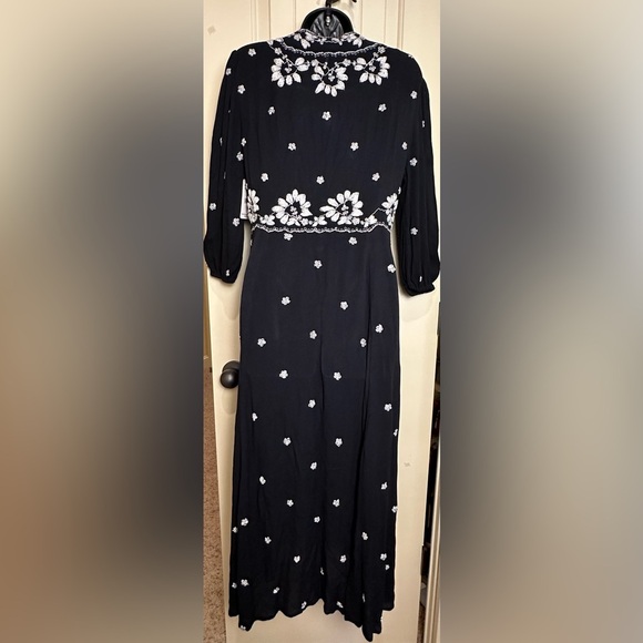 NWT Free People Embroidered Fable Midi Black And White Floral Boho Dress XS $168 - Picture 11 of 15